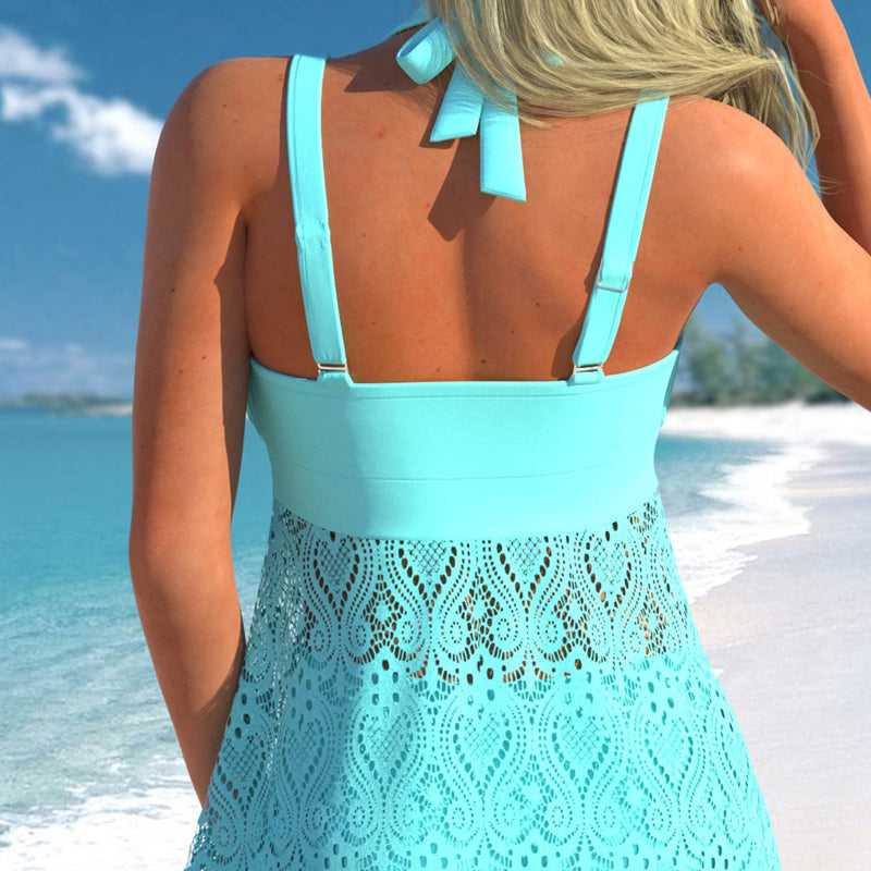 ๐๏ธ Heet Aanbod: 50% Korting ๐ Dames Tweedelig Badpak: Top met V-hals en kanten afwerking + Boyshorts