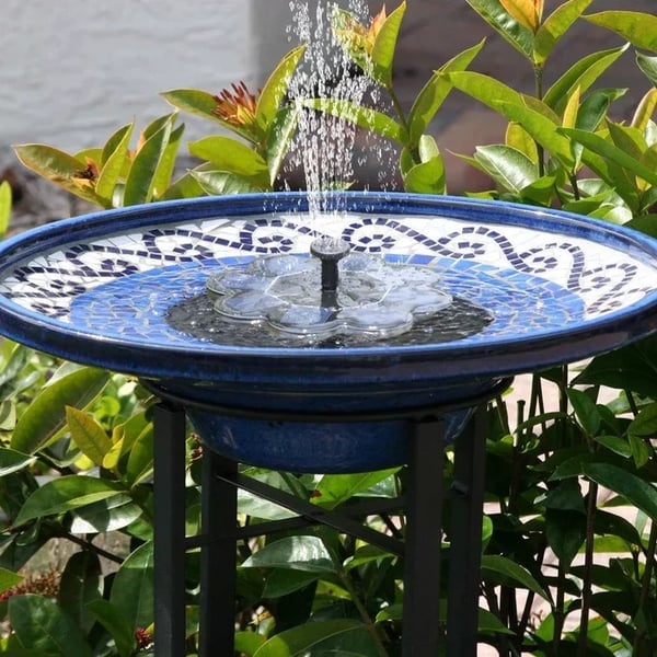 💧 NU 60% KORTING! ☀️ Fonteinpomp op zonne-energie voor vogelbad – 1,4W zonnepaneel, 4 sproeiers en dompelpomp voor vijver, tuin en zwembad 🐦