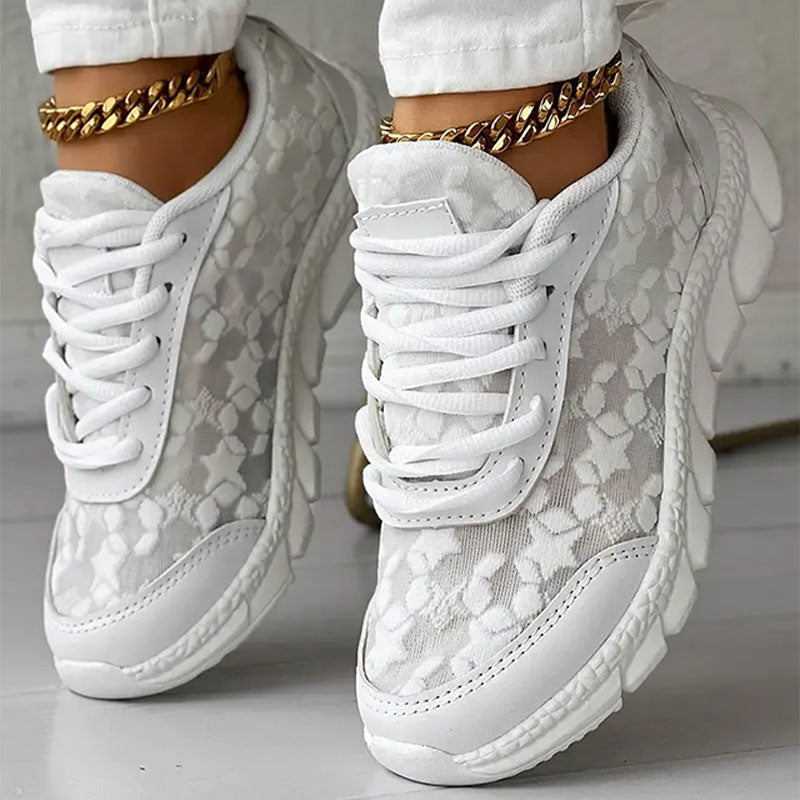 ADEMENDE SNEAKERS MET RONDE NEUS EN VETERS