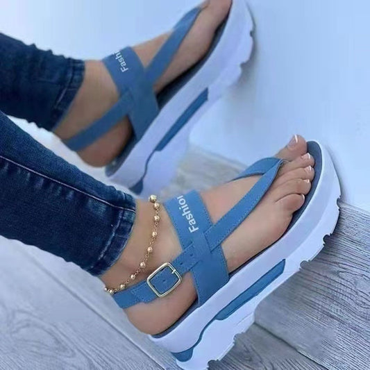 Teenslippers met dikke zool voor dames