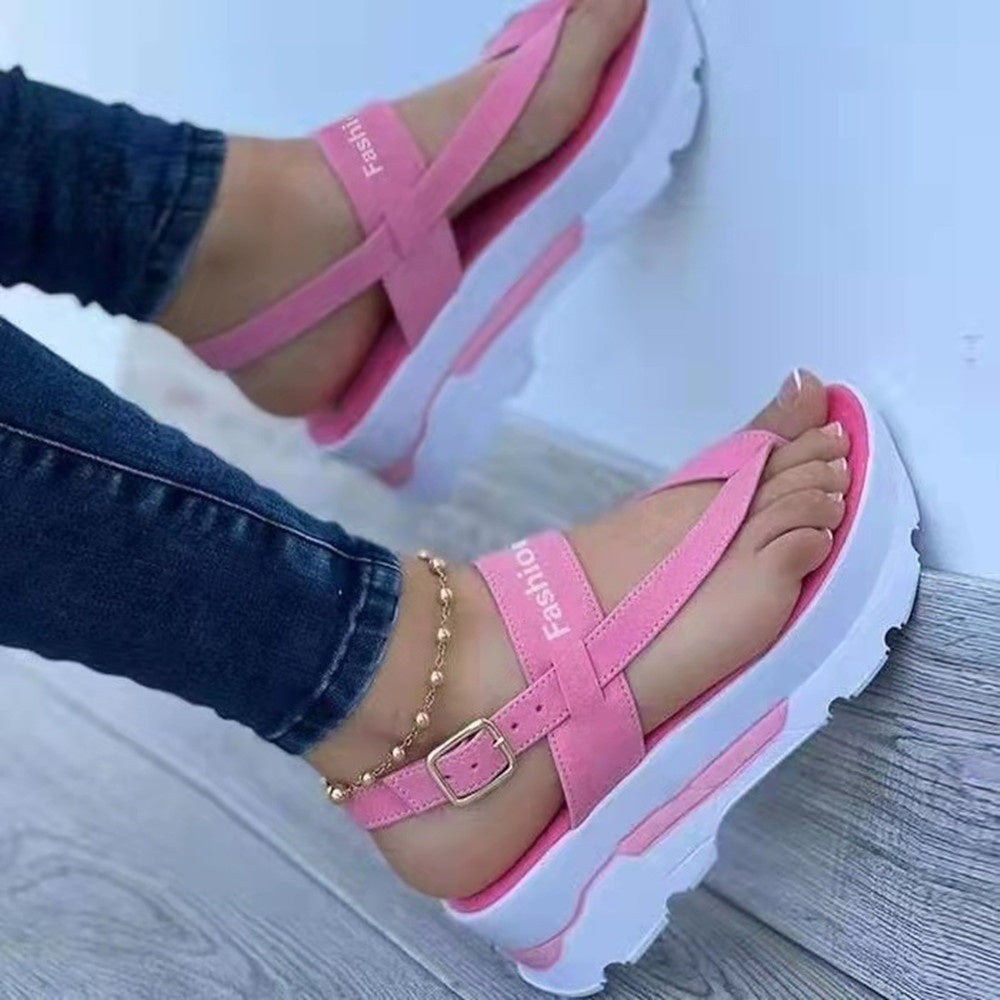 Teenslippers met dikke zool voor dames