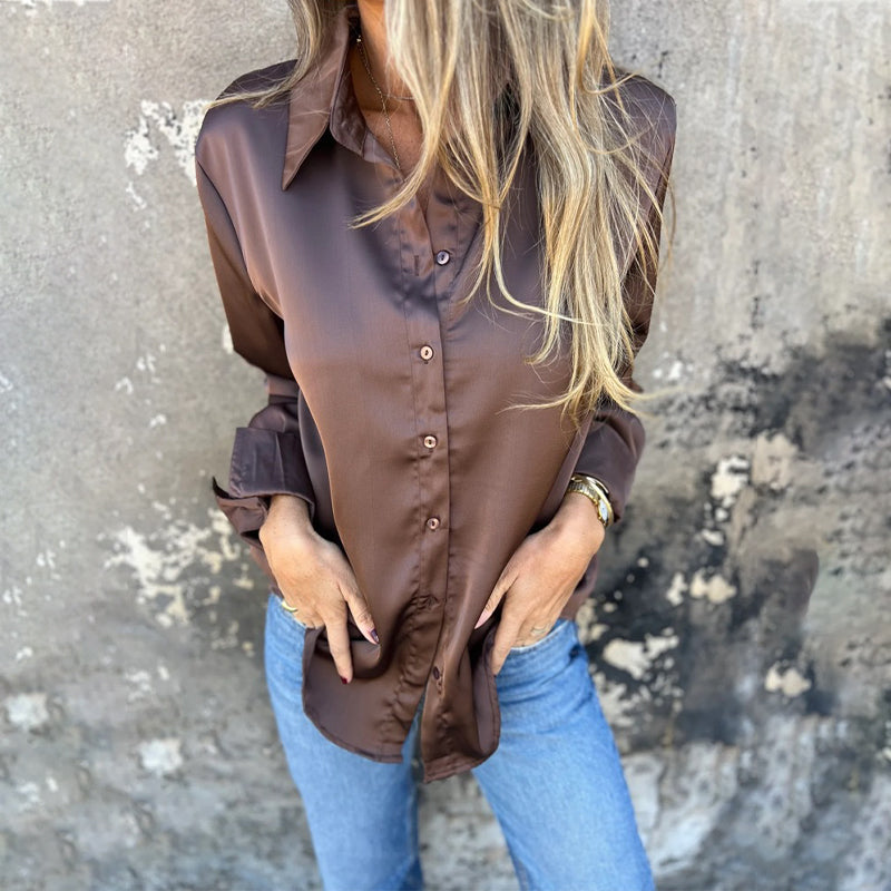 Elegante satijnen overhemd met lange mouwen