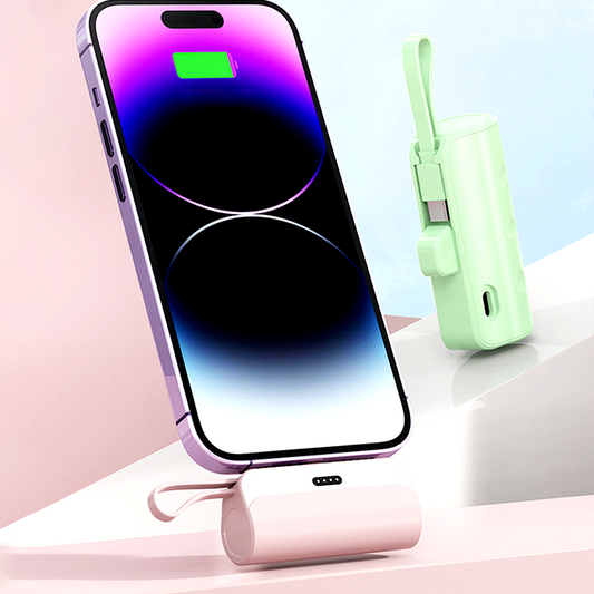 Draagbare Powerbank met Hoge Capaciteit en Ingebouwde Kabels🔋🔌