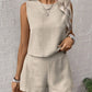 Tweedelige set bestaande uit een mouwloze top en korte broek voor dames