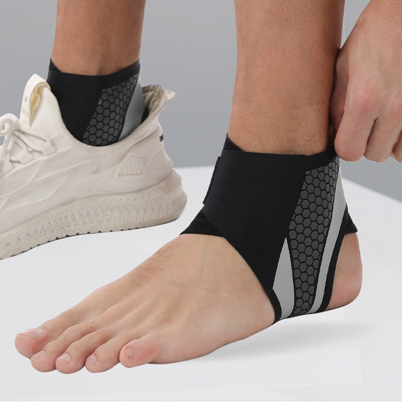 🦶 Enkelbrace 1+1 GRATIS – dubbele compressie, dubbele bescherming! 🎁⚽