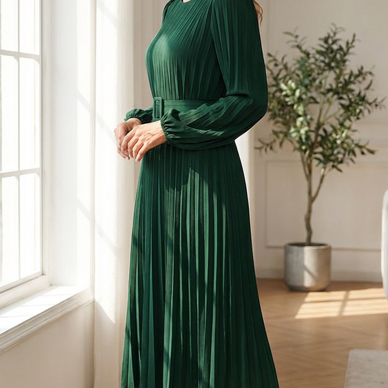 Elegante midi-jurk met lange mouwen, plooien en ceintuur