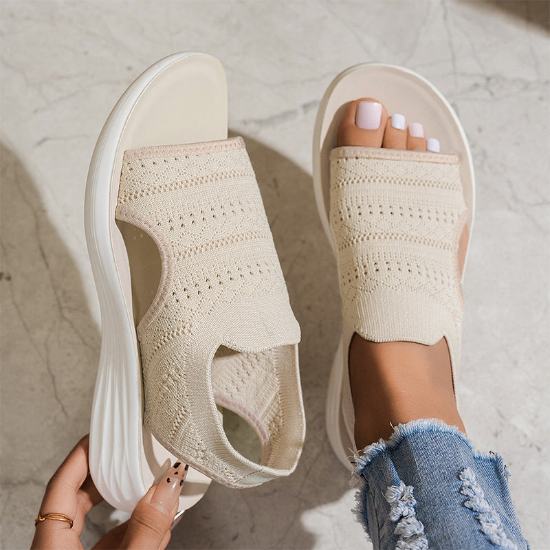 Ademende gebreide plateausandalen voor dames