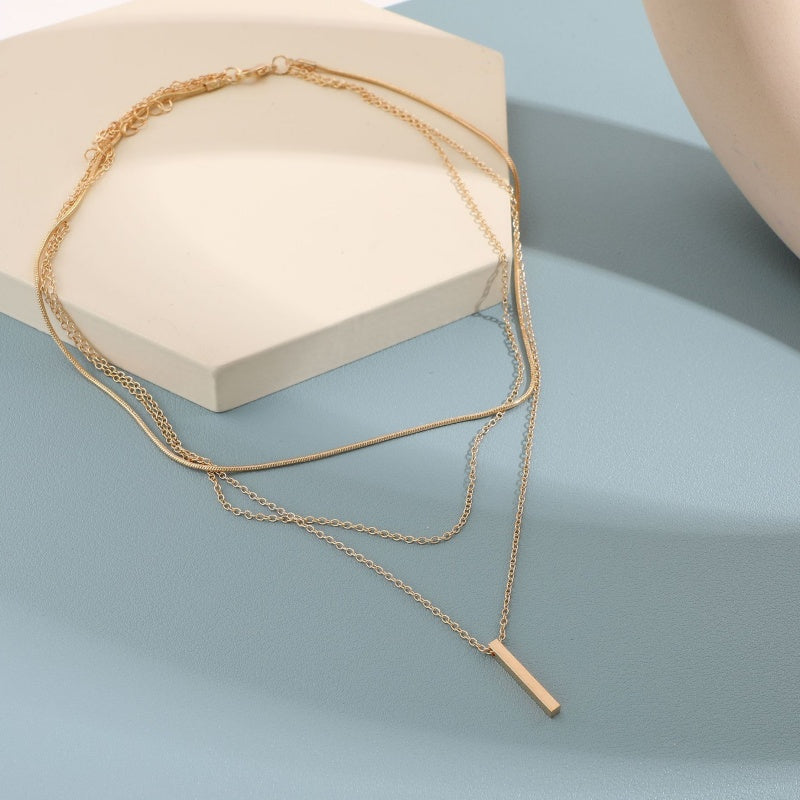 Elegante meerlaagse ketting met een sierlijke hanger🎁