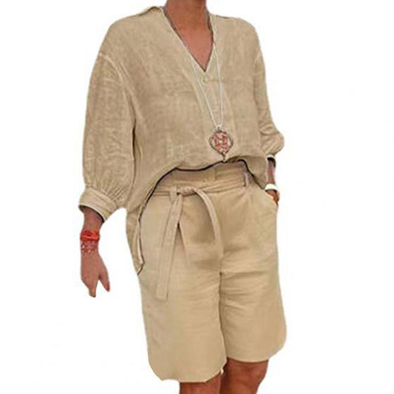 Casual set voor dames met V-hals top en korte broek