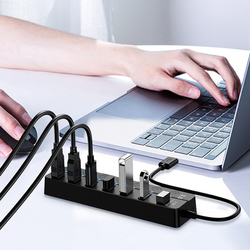 High-Speed USB 3.0 Data Hub Splitter